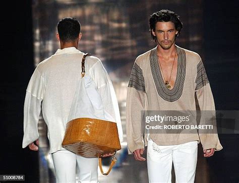 gucci 2005 men with sunset|Gucci .